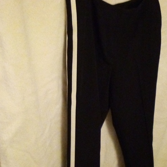 Pants - Picture 2 of 4